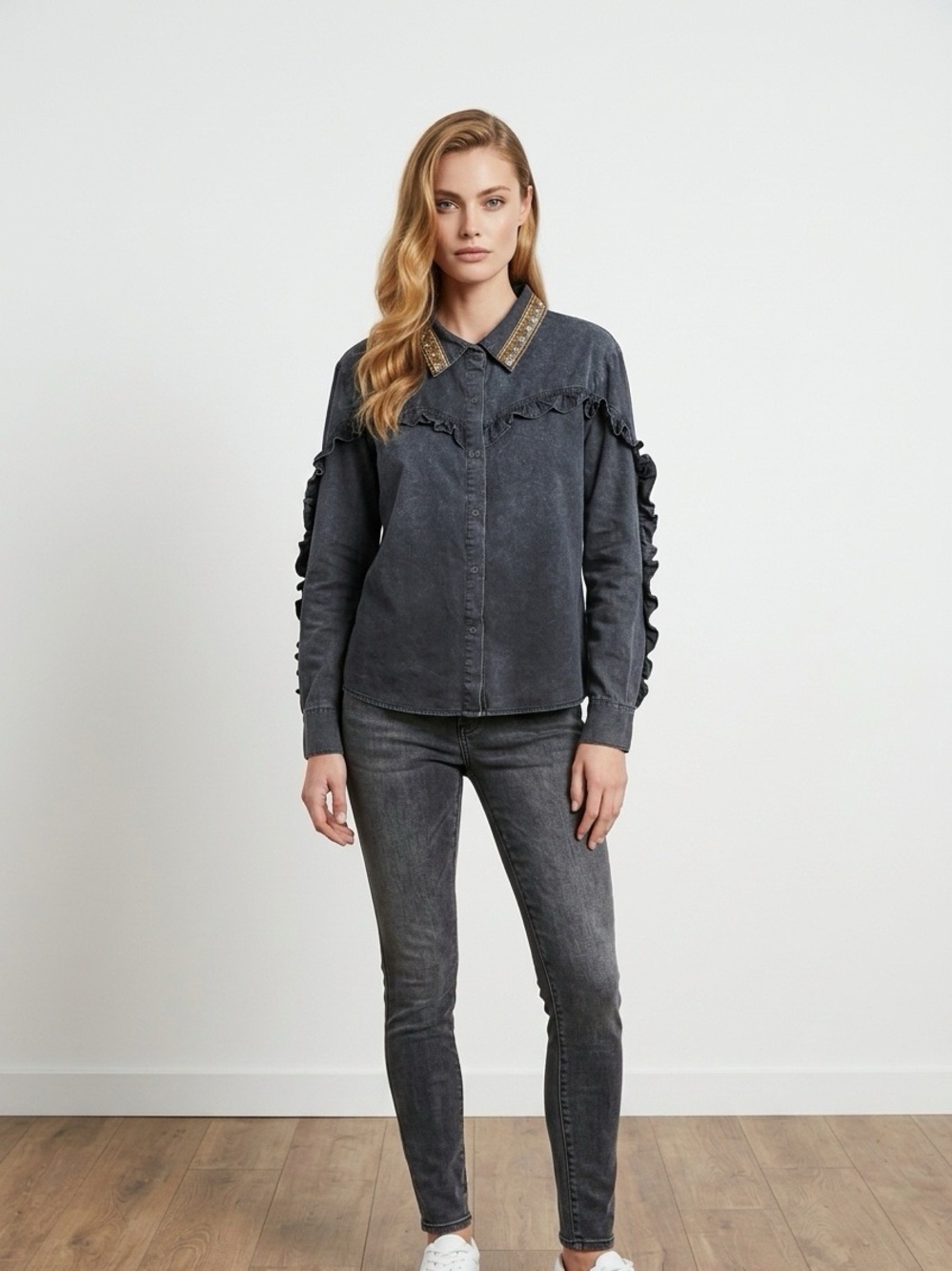 POL Dark Wash Denim Button Up Shirt - Large (NWOT)